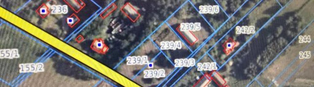 Dwie działki po 1100 m2