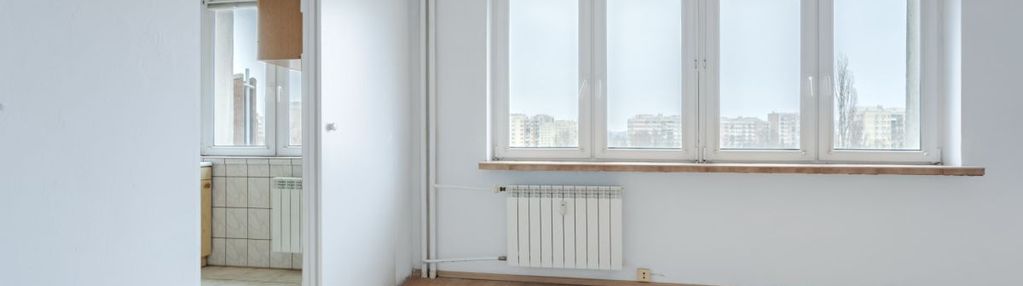 Stegny | kawalerka z opcją 2 pokoi | tramwaj