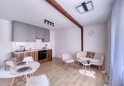 2 pokoje ok. 41 m2 - plac poznański