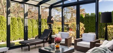 Wyjątkowy dom z ogrodem zimowym | parkowe wzgórze