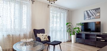 Pełny rozkład - przy rzece - umeblowane