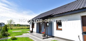 Wolnostojący dom w cielu, 150 m2