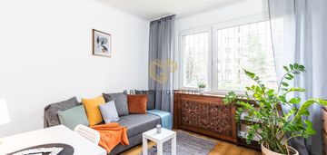 Pokój dla 2 os. w apartamencie 3 pokojowym na wars