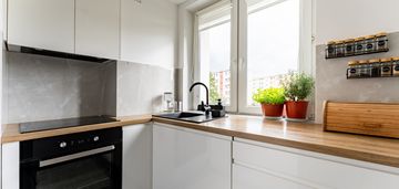 3 pokojowe mieszkanie po remoncie | balkon | winda