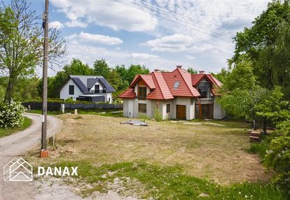 Przestronny 7 pokojowy dom na dużej działce