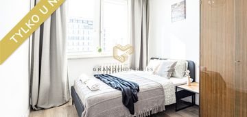 Mokotów, ul. bernardyńska, 3- osobne pokoje