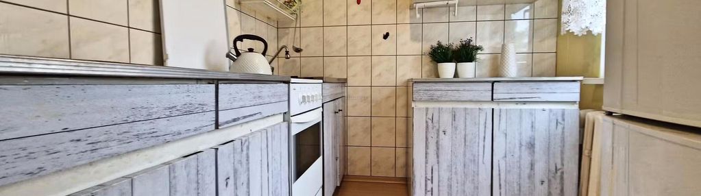Gotowa kawalerka na 1 piętrze z balkonem.