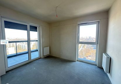 3 pokoje w prestiżowym apartamentowcu 12 piętro.