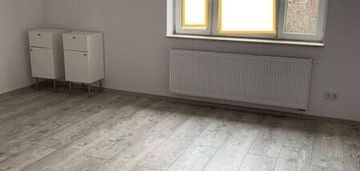 Dom 350 m² pod działalność, duży parking i ogród