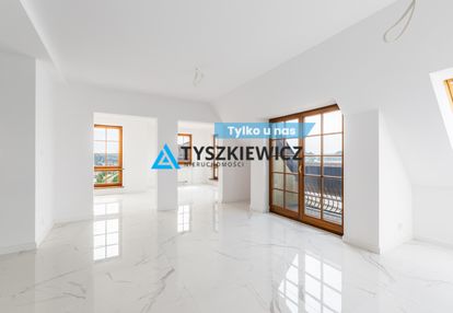 Prestiżowy apartament przy porcie w sercu ustki