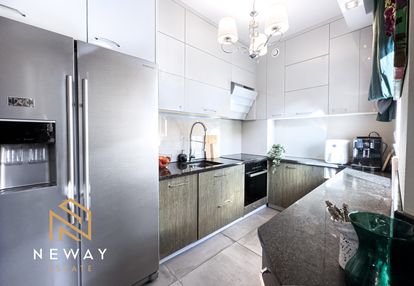 Dwupoziomowe mieszkanie na cichym osiedlu