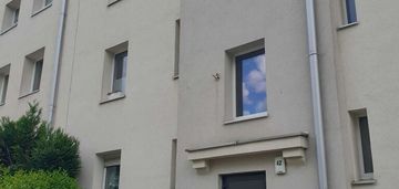 2 pokoje| osobna kuchnia | piwnica 10 m² | hallera