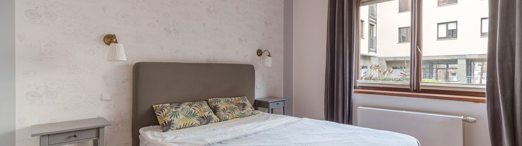 Powiśle | ogródek 40 m2| oddzielna kuchnia