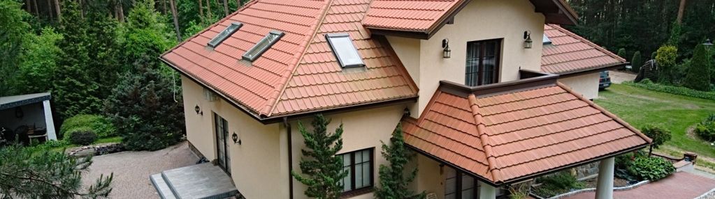 Zatory duży ładny dom  z pięknym ogrodem