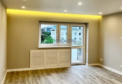 Jasne trzy pokoje po generalnym remoncie