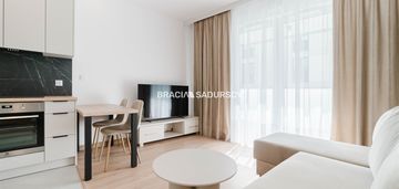 2 pok ok 35,4 m2 blisko centrum z duzym balkonem