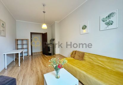 Ustawne 63,3 m²| kamienica| balkon