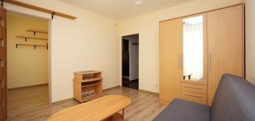 2 pokoje balkon piwnica ul. łączna zawodzie