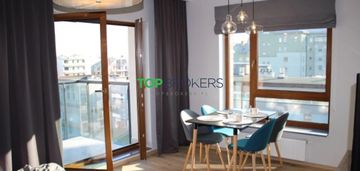 Jasne 3 pokoje blisko metra, garaż