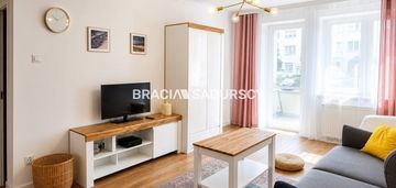 Kawalerka po remoncie | balkon | niski czynsz