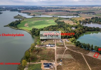 Działka z linią brzegową nad jeziorem - pluskowęsy