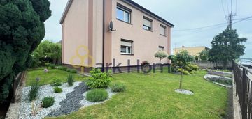 Dom wolnostojący na działce 1500m2 w świerczynie.