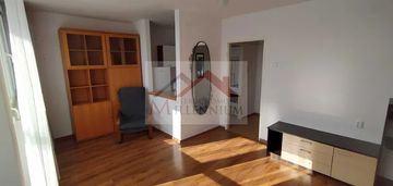 Jasna kawalerka 30 m², balkon, świetna lokalizacja