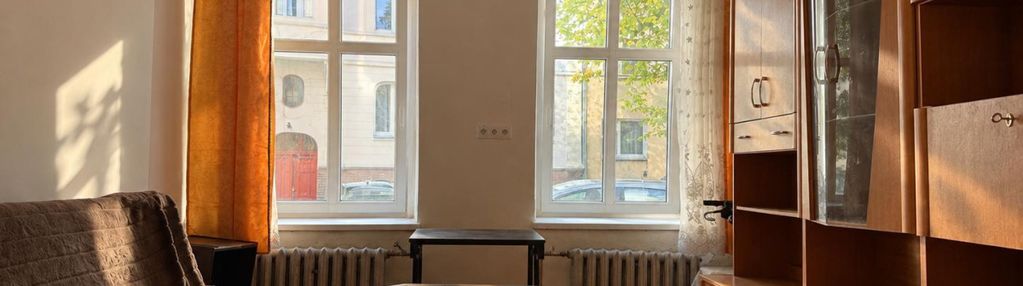 Klimatyczne mieszkanie na parterze