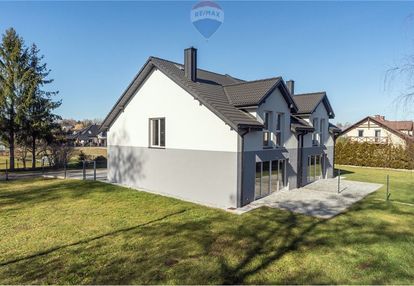 Nowy bliźniak 4 pokoje i salon jasienica