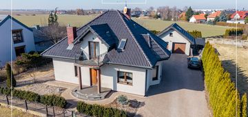 Wyjątkowy dom wolnostojący na dużej działce!