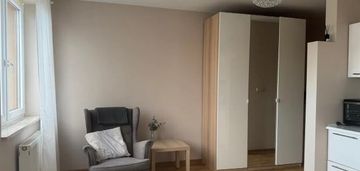 Kawalerka w ząbkach