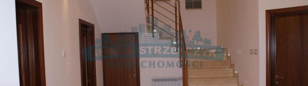 Dom na cichej, malowniczej ochocie.