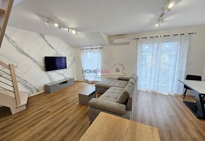 Apartament z prywanym parkingiem i komórką,bielany