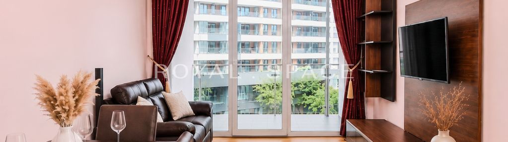 Duże studio z  balkonem na wiślanych tarasach 1.0