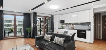 Nowoczesny apartament z tarasem na woli