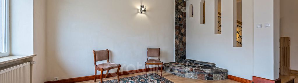 Dom 240 m² na cele biurowe lub rezydencjalne