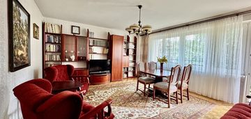 3 pokoje na pierwszym piętrze i fabryczna i 60m2