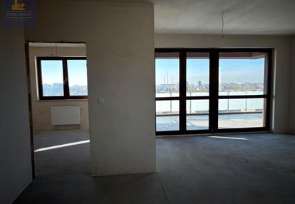 Apartament 4 pokoje z 2 tarasami