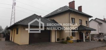 Okazały doinwestowany dom w chojnicach z ogrodem.