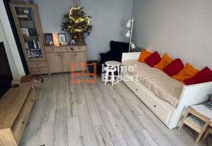 Przytulne 2 pokoje z balkonem i komórką w cenie