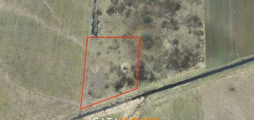 *** piękna działka w zielonej okolicy ***