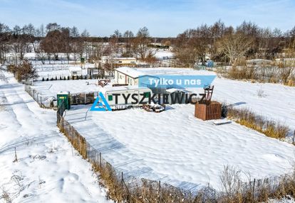 Działka karwieńskie błota z przyczepą