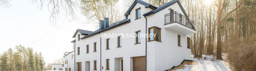 Wygodne domy pod lasem w podgórkach tynieckich.