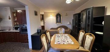 Sprzedam 4-pokojowe mieszkanie w centrum łosic