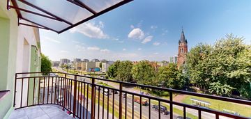 Po generalnym remoncie/ centrum/balkon