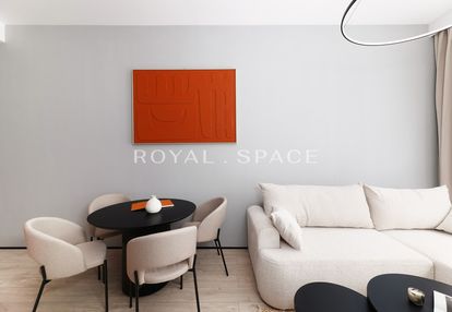 3-pokojowy apartament z sufitami 320 cm wysokości!