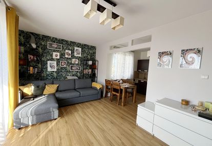 51m2 2pok przestronne zadbane z garażem