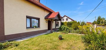 Dom w otoczeniu lasów | solarnia | cisza, natura i potencjał