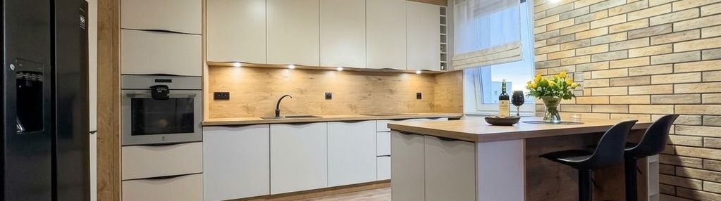 76,48 m² | 4 pokoje | dwa duże balkony | klimatyzacja | winda i garaż
