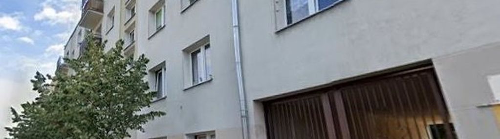 1 pokój, balkon, 1piętro, parking, teren zamknięty